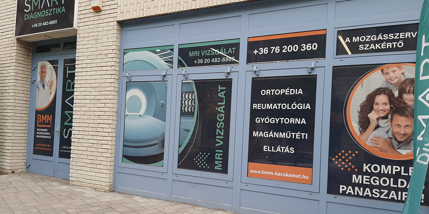 Kecskeméti rendelő bejárat