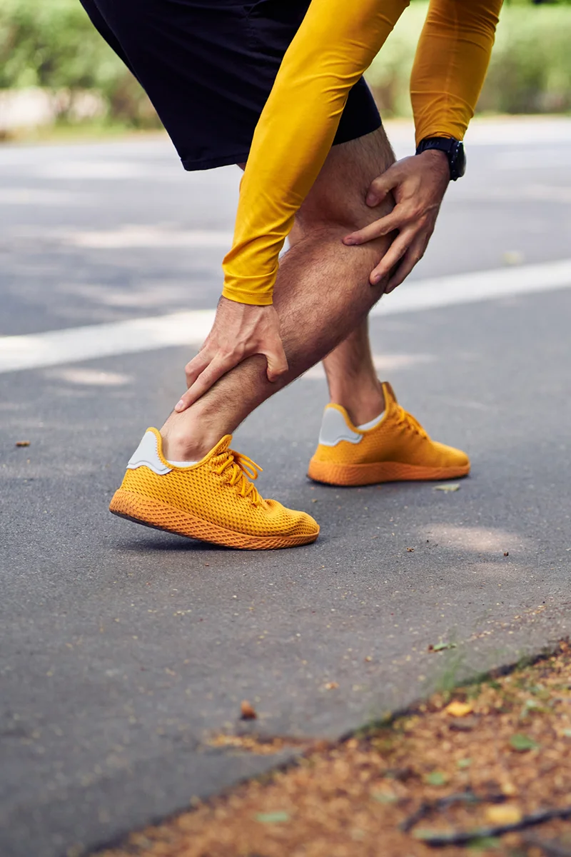 Achilles-ín fájdalom sportolás közben – futás közbeni sérülés