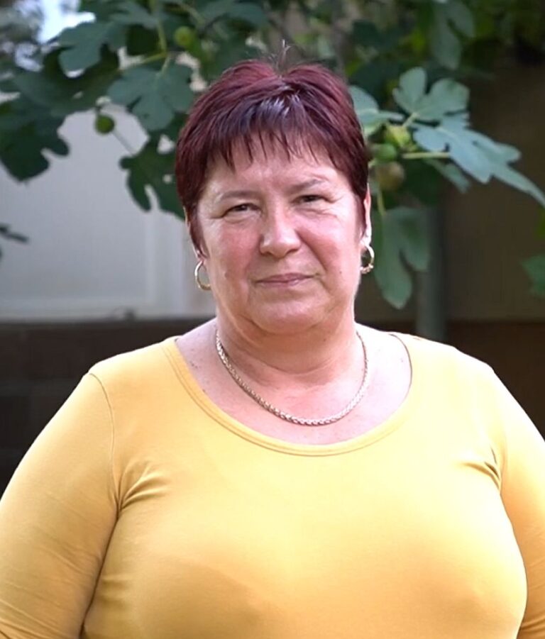 Kreicsné Venesz Dóra története
